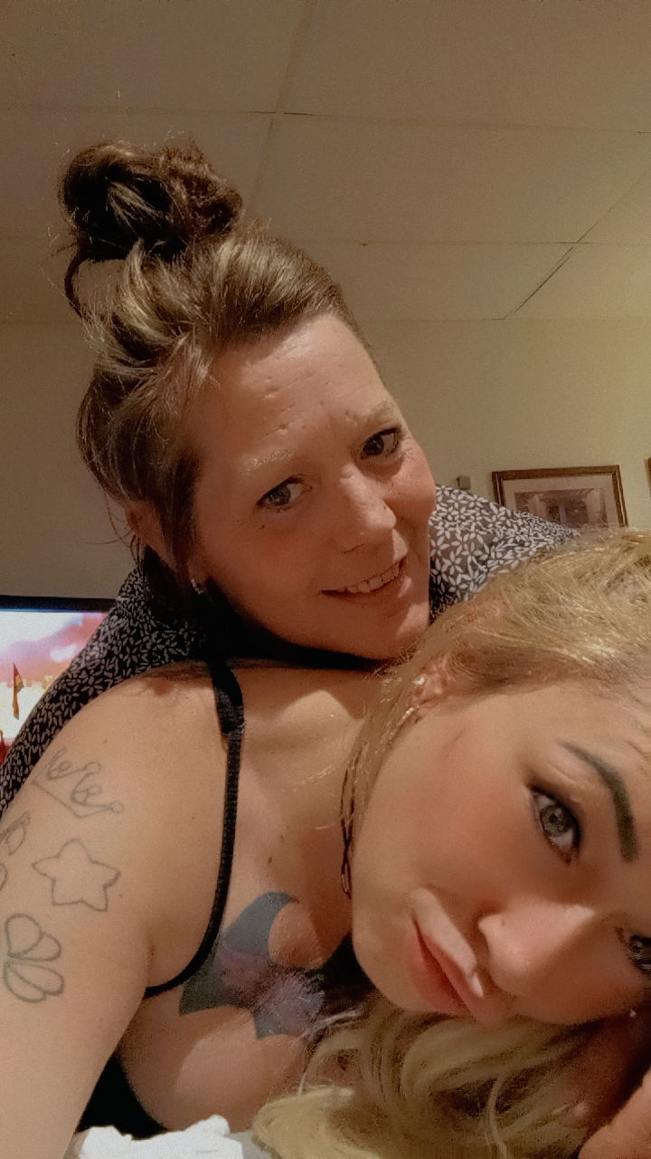 Bea-NaomyLove