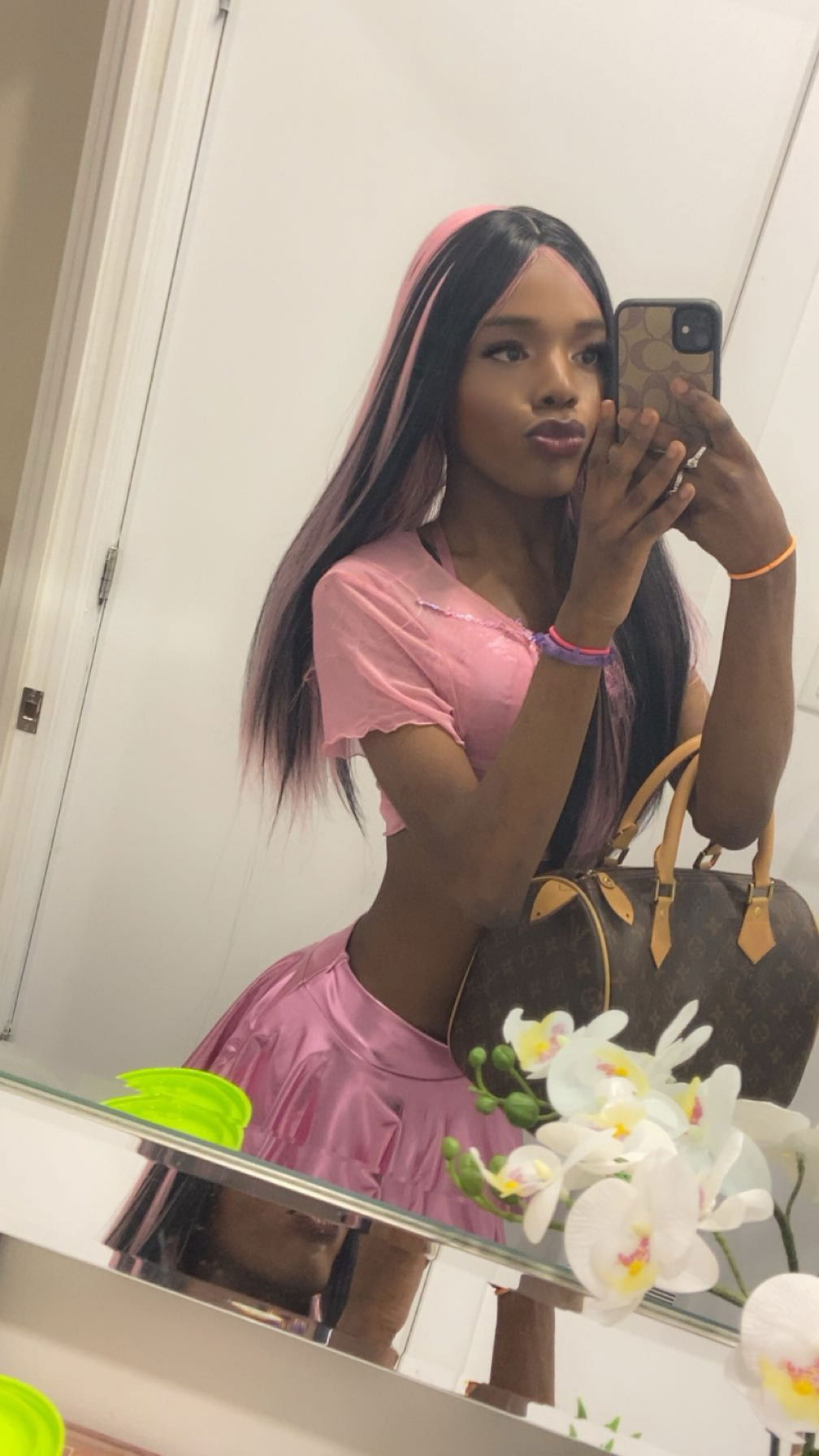 pinkyy