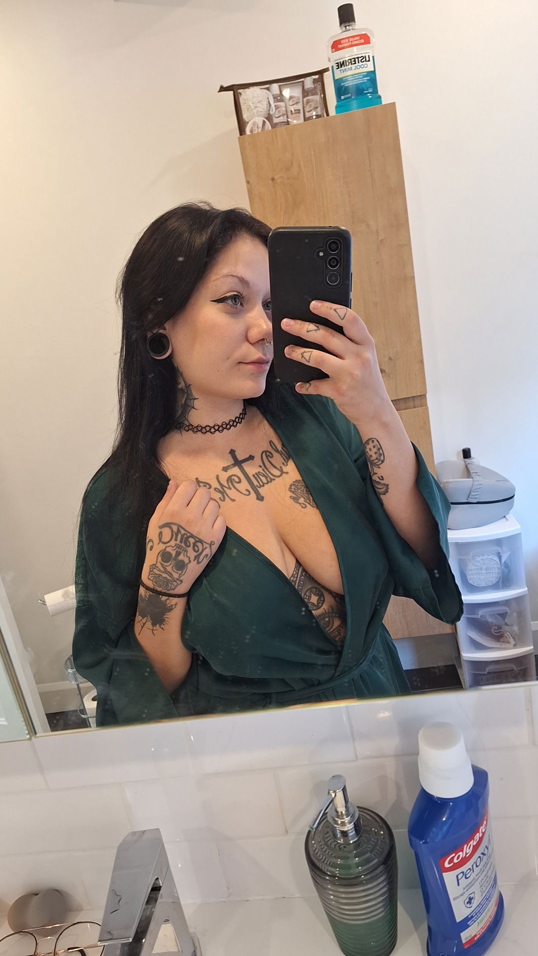 Ashley2025