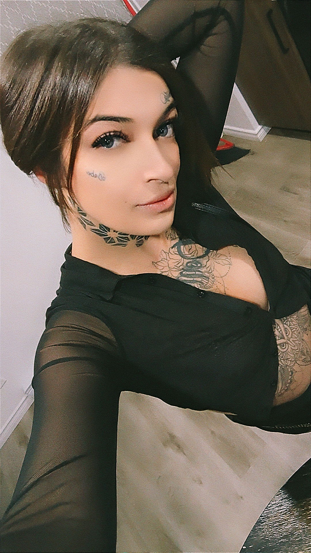 LloVelyie