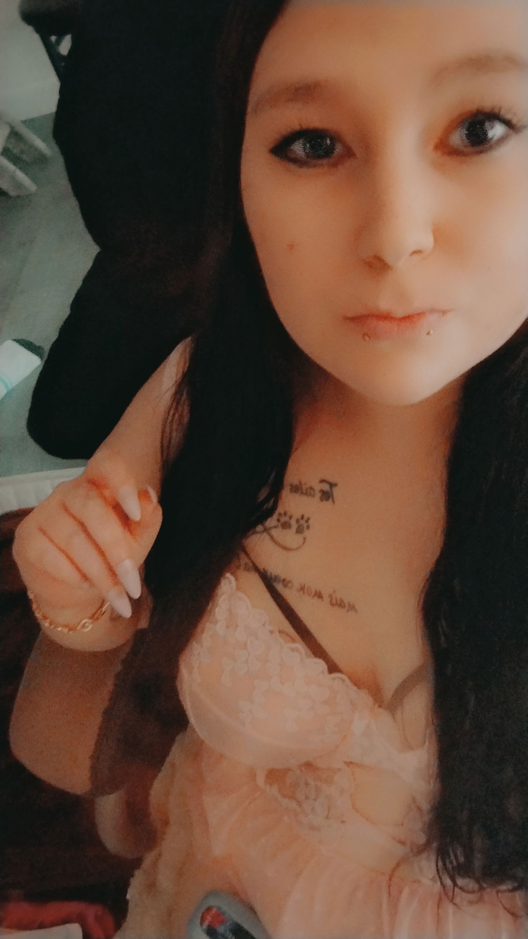 KinnyetBearSexe