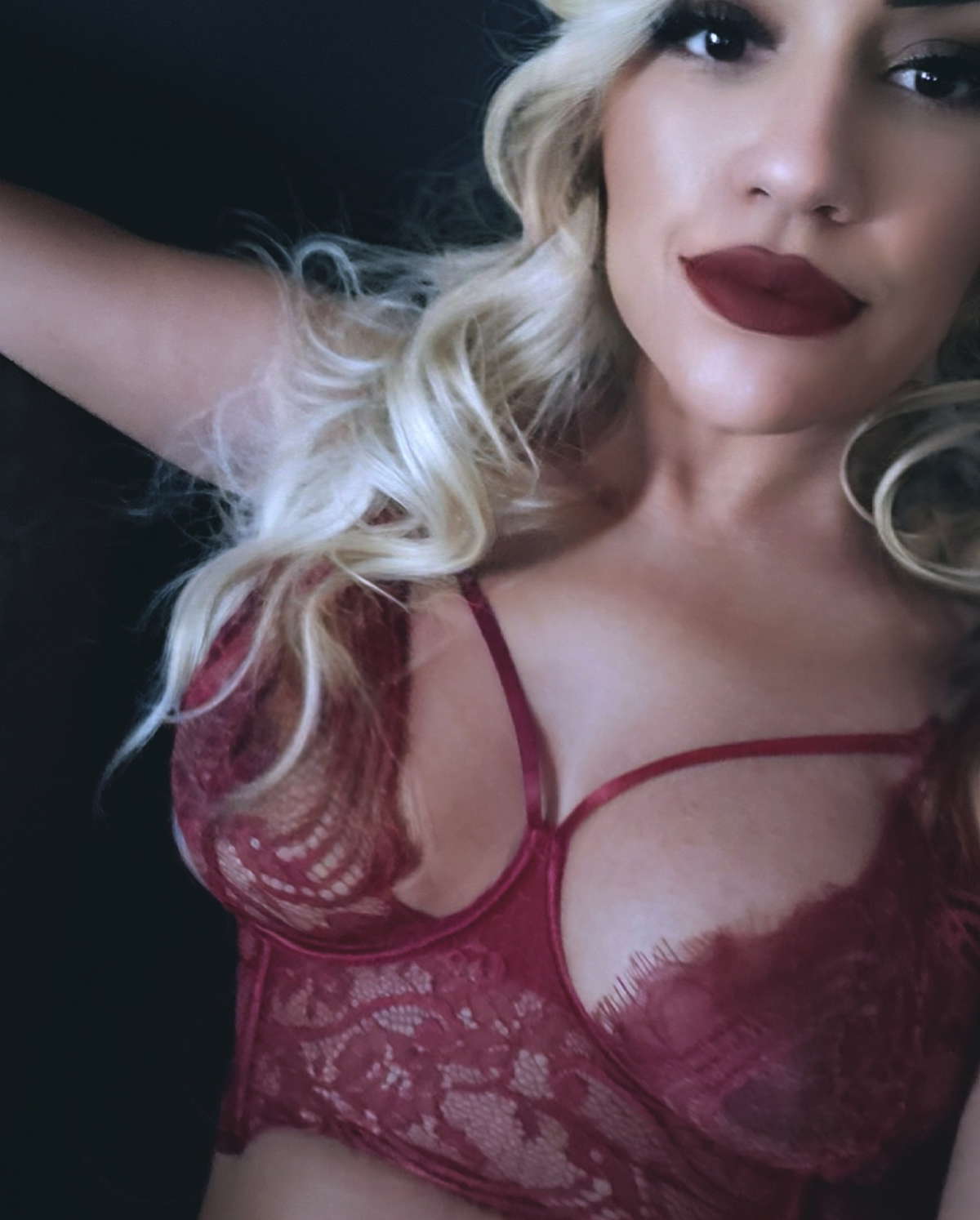 Nikkie6902