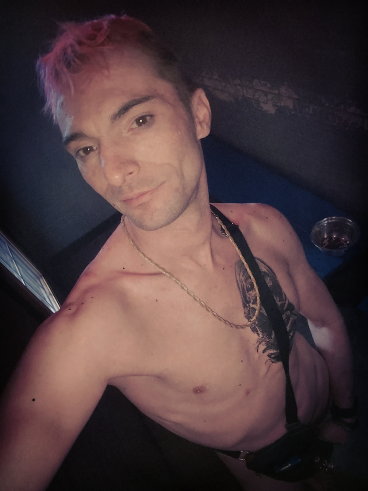 Playwithm3OuTCall