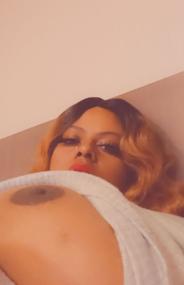 LolaBonniie