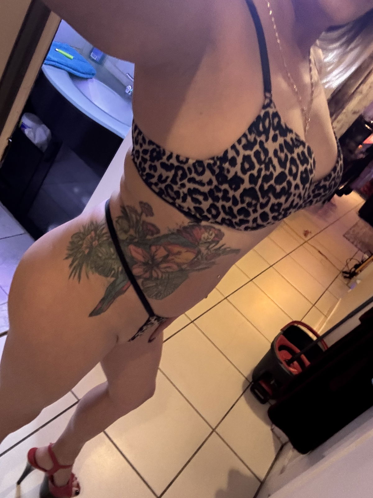 sexyalyson