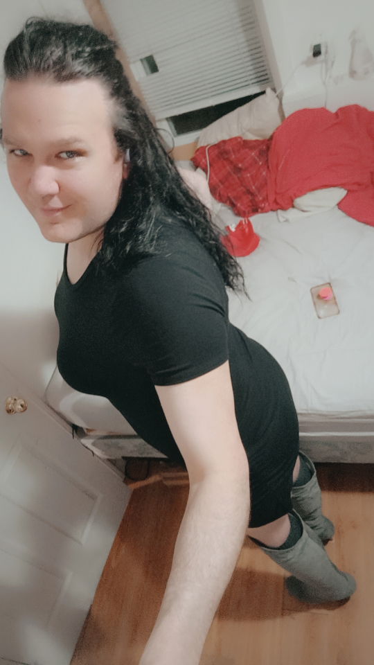 Obedient_trans_sissy