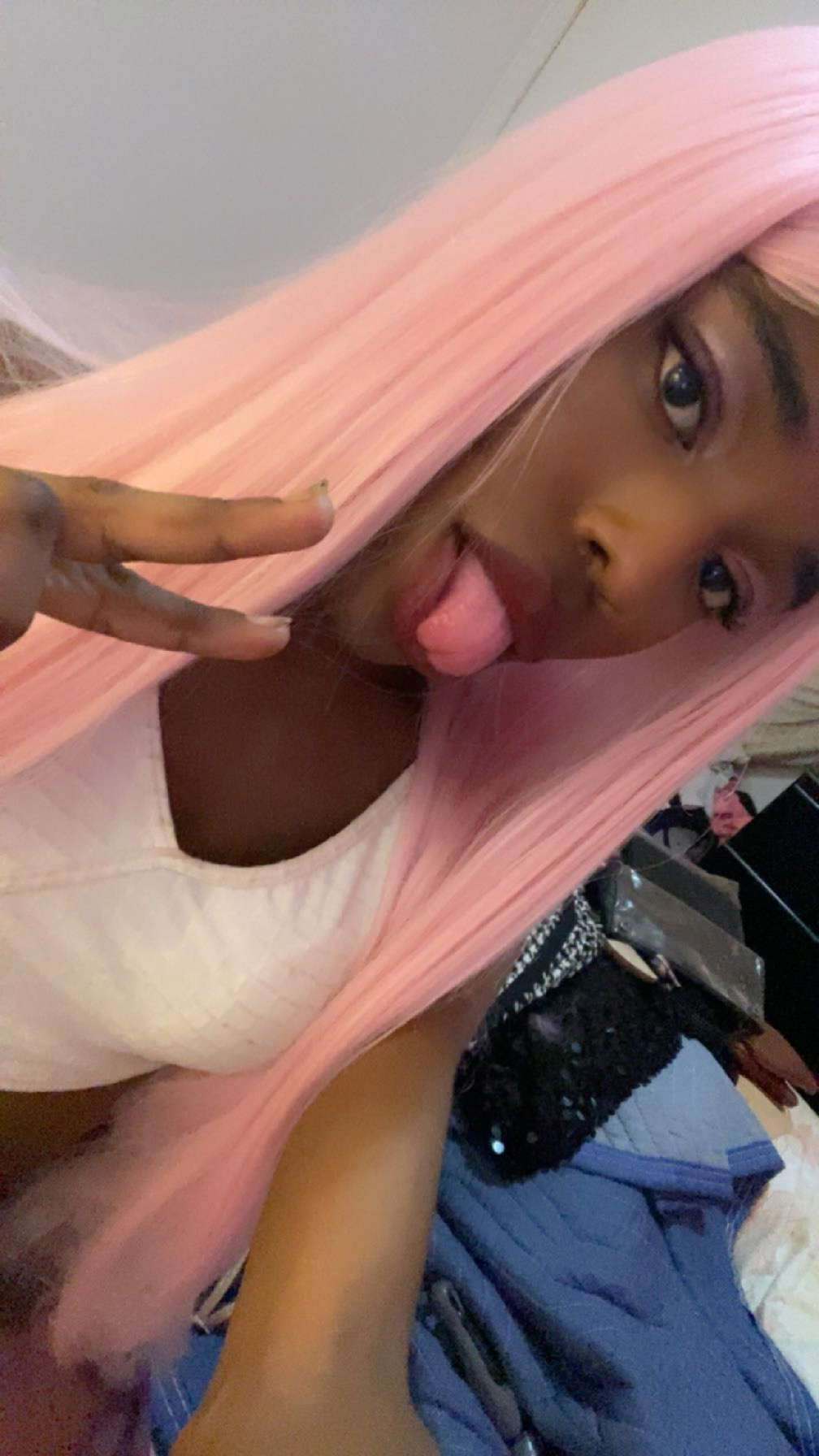 pinkyy