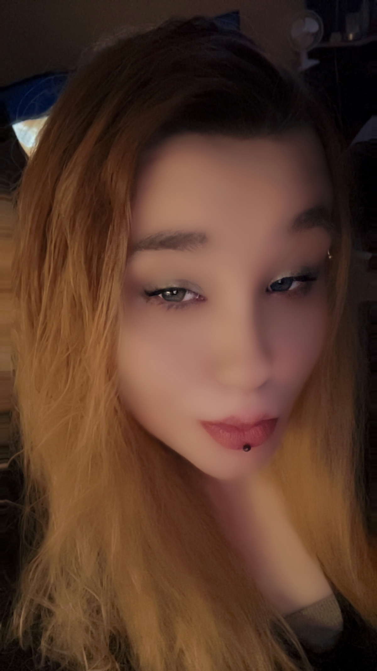 Blondasse23