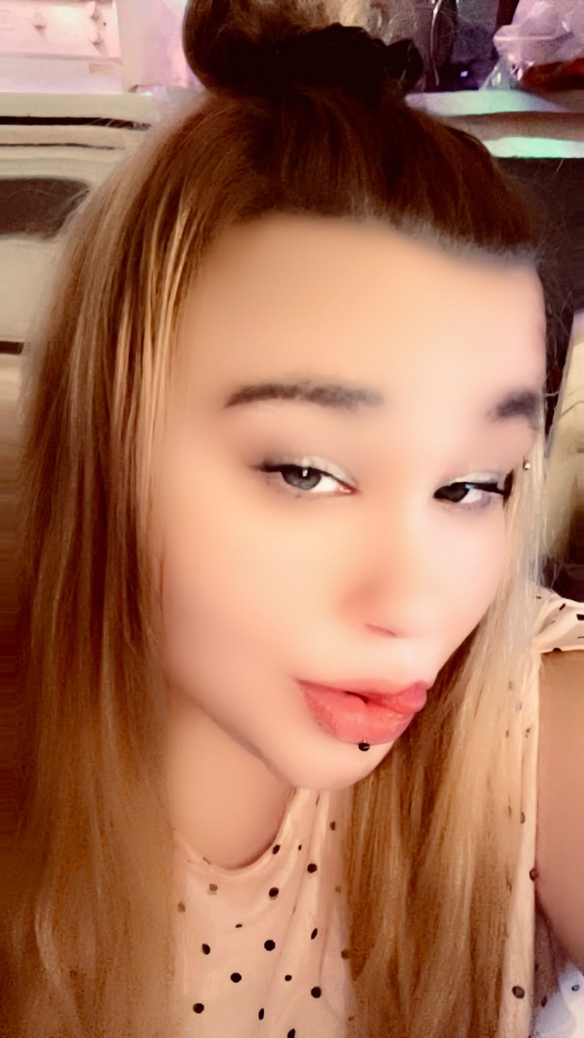 Blondasse24