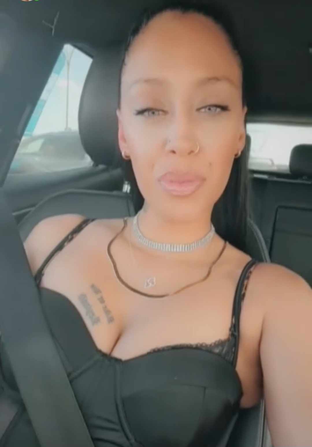 peachlycious