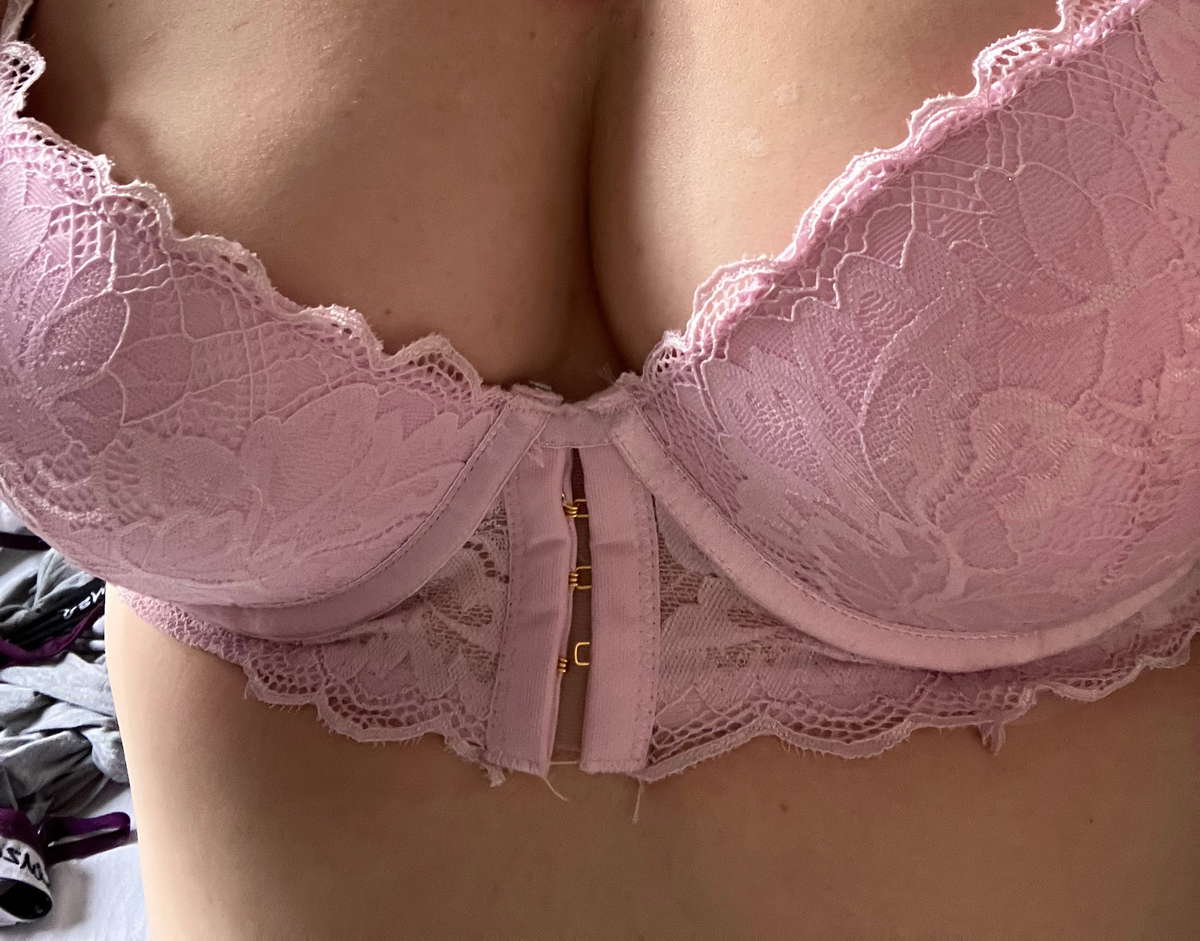 Angela89