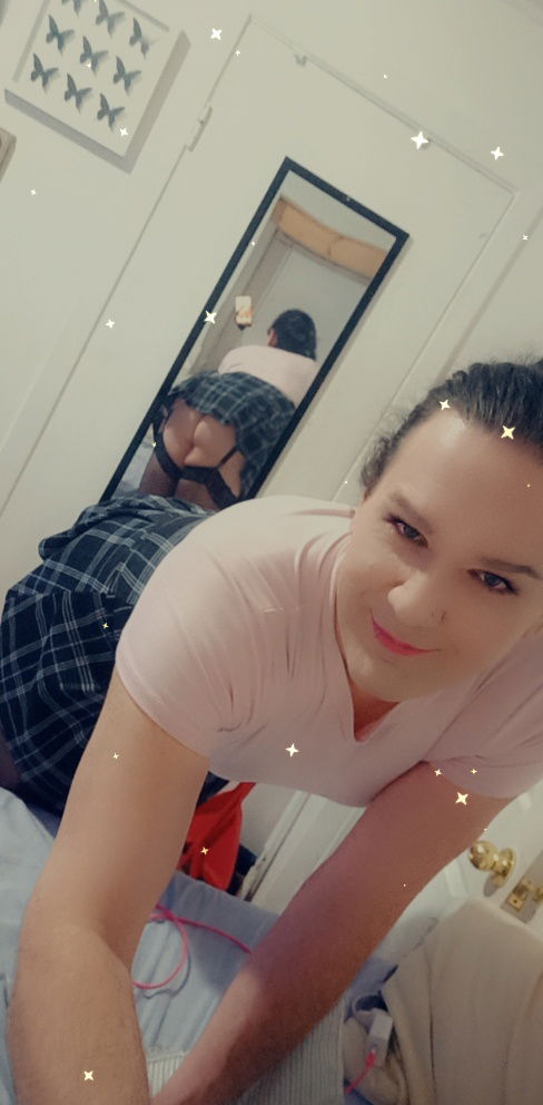 Obedient_trans_sissy