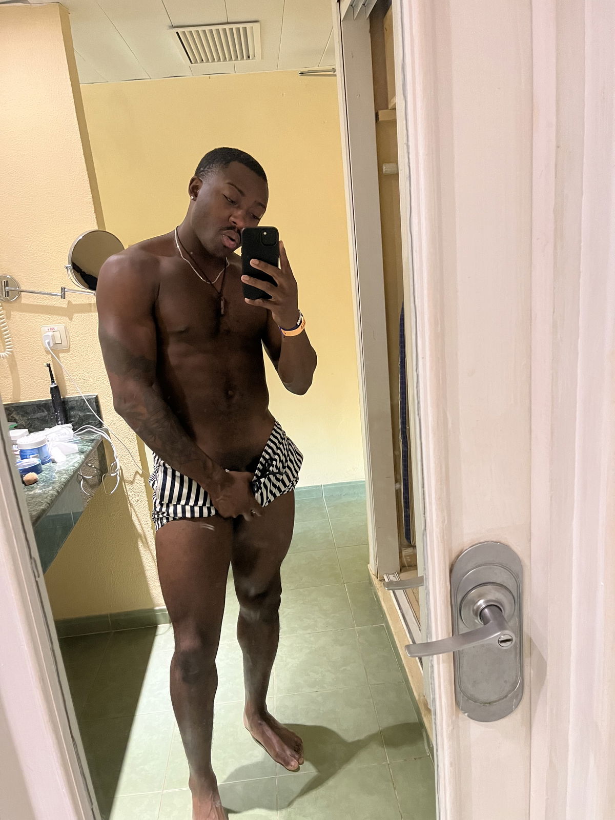 Alex_xxx