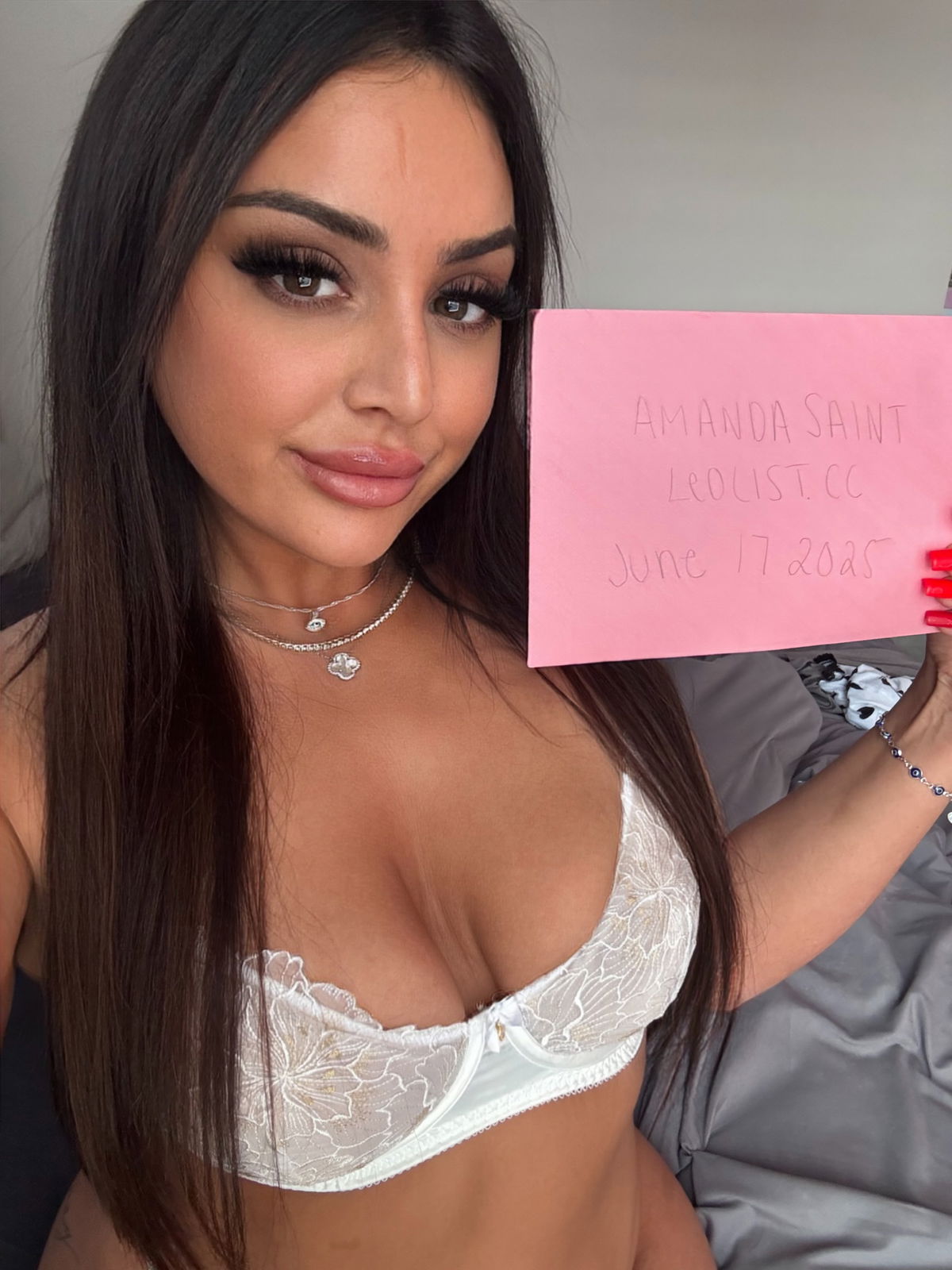 JolieAmandaLaval