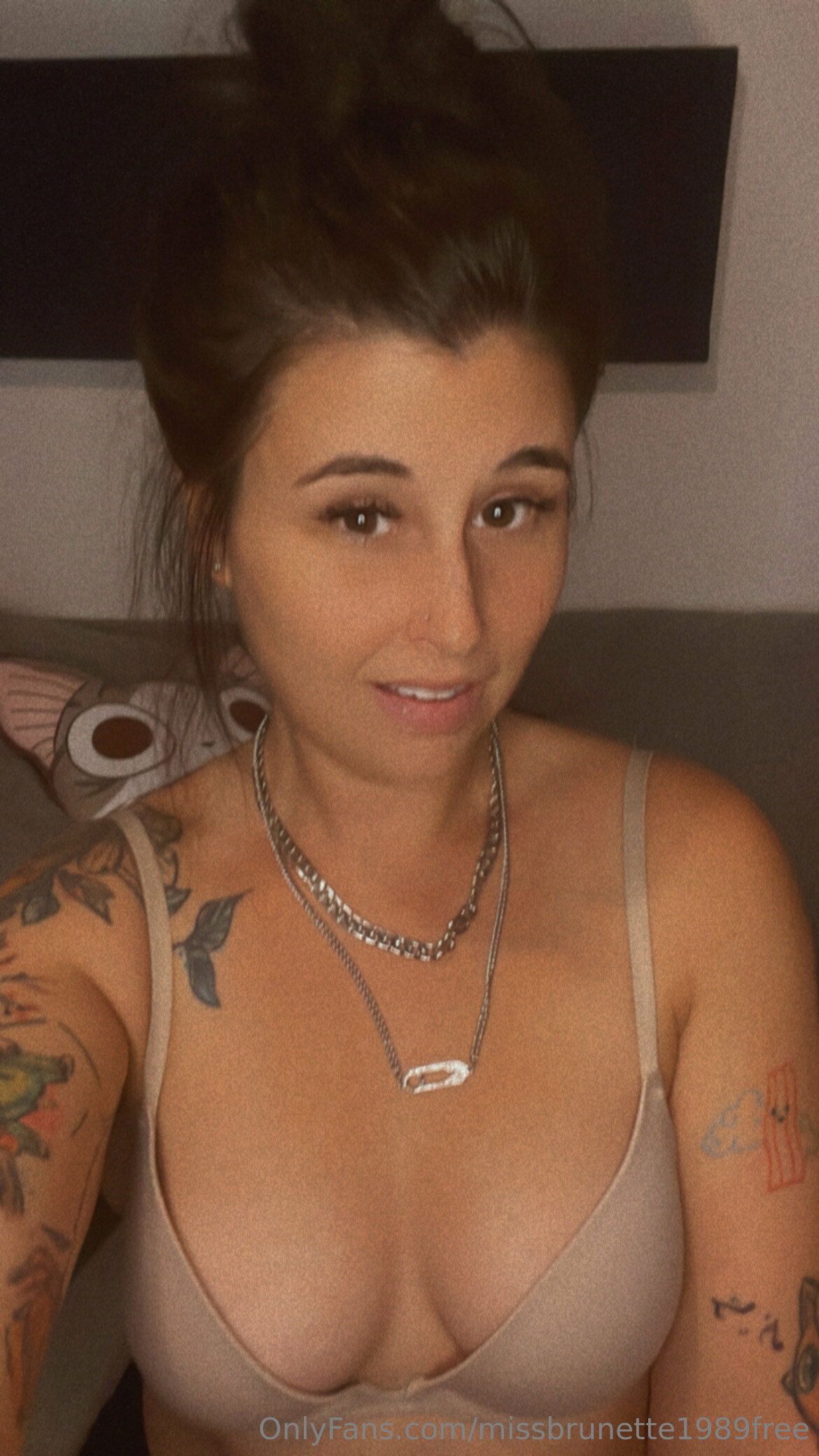 missbrunette