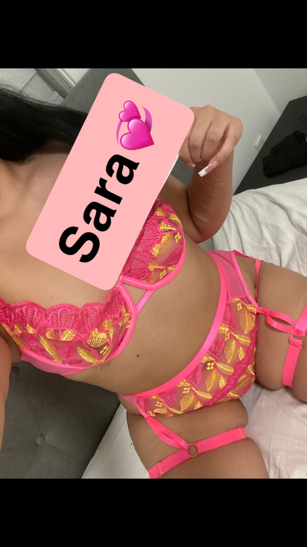 Naughtiestgirlsara