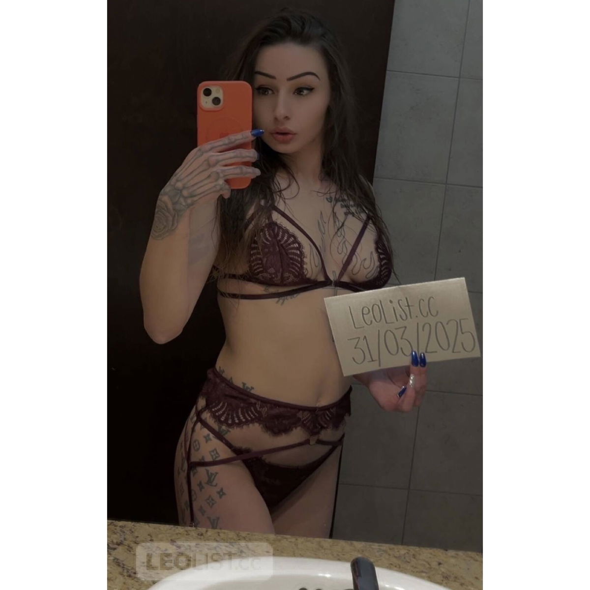 MEGANE-INCALL-MTL-EST