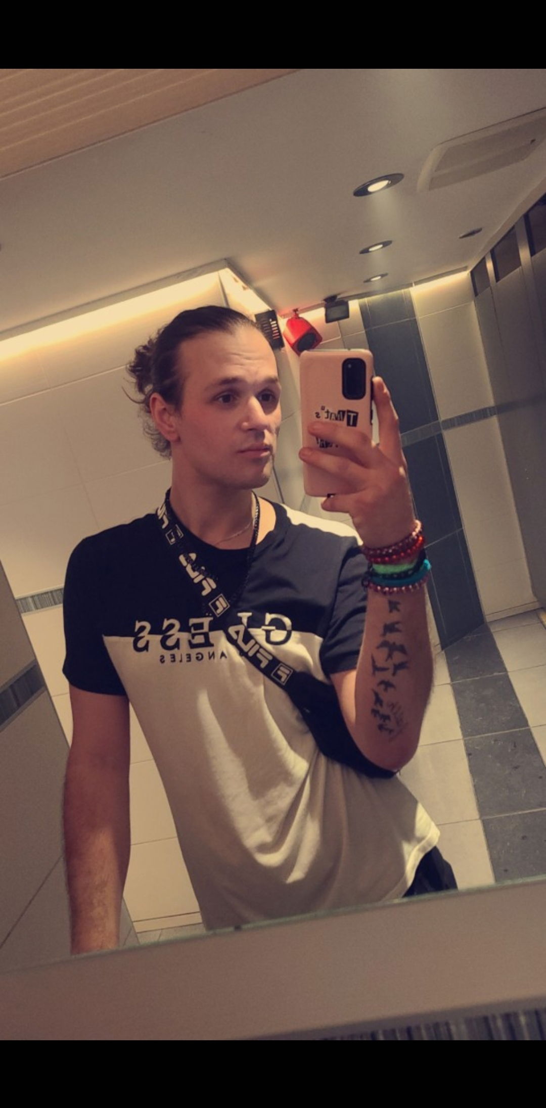 iamAaronGAYY
