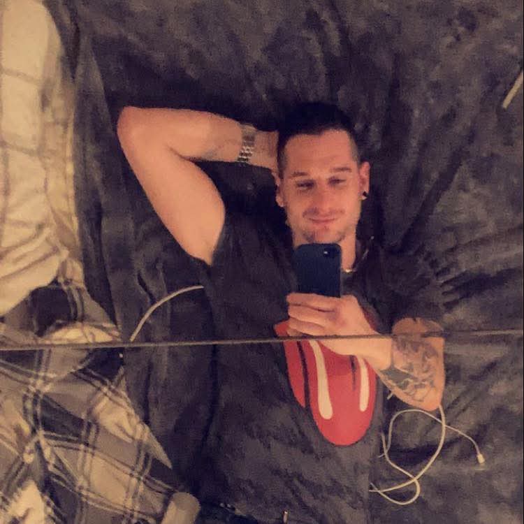 str8boy28