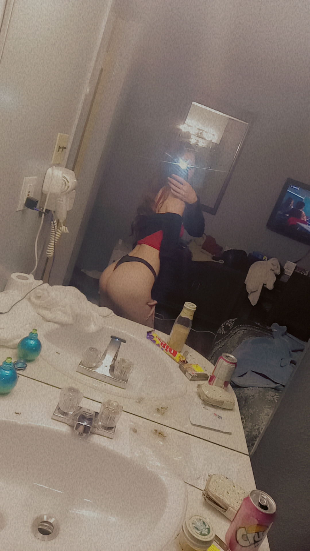 Selena01