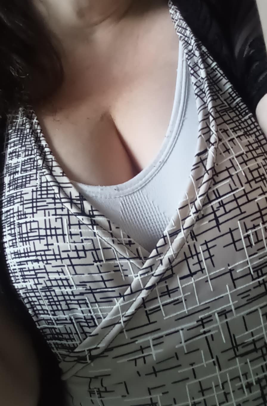 HORNY.MILF