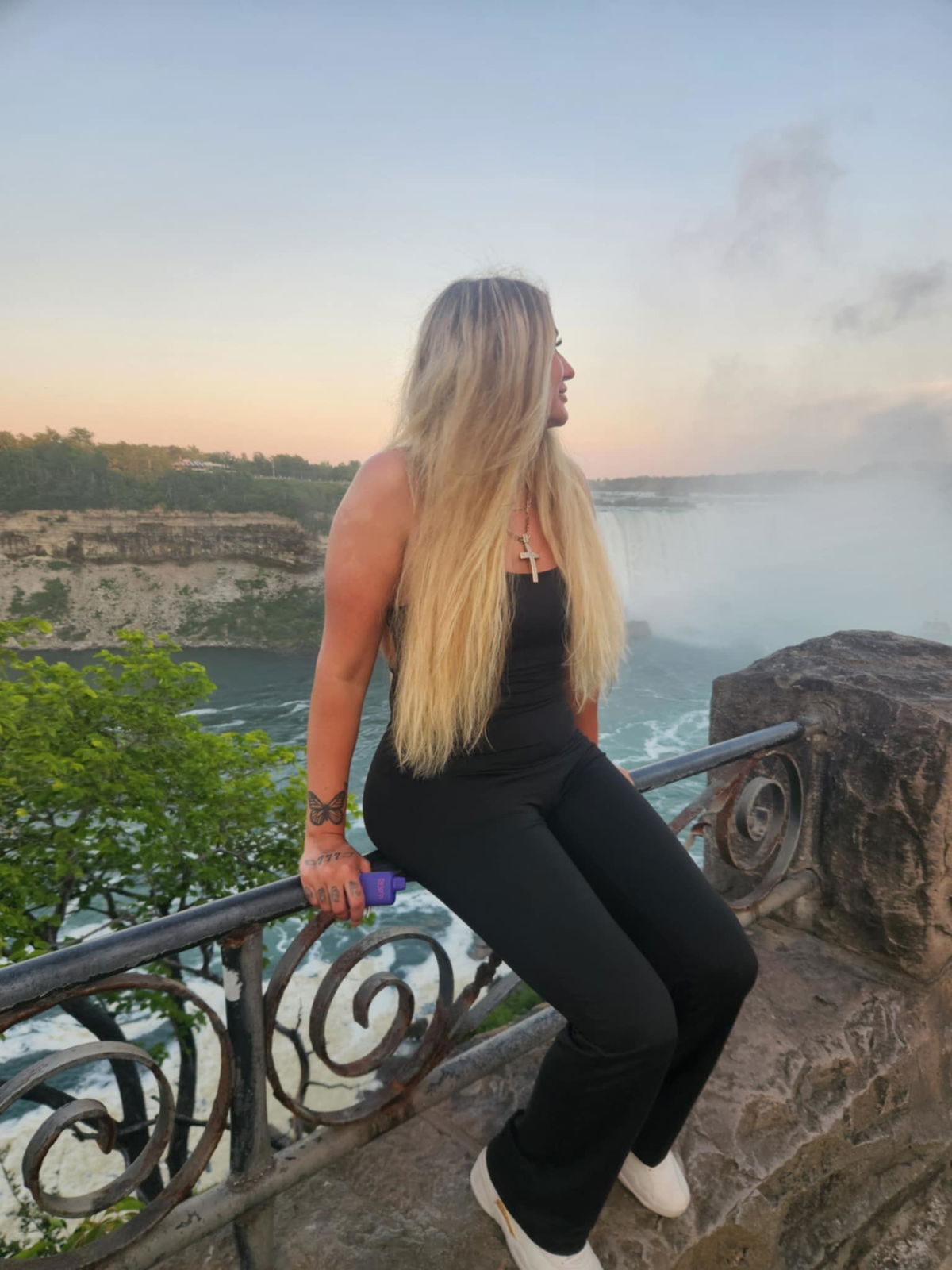 onlyfans.jennyfersoiexo