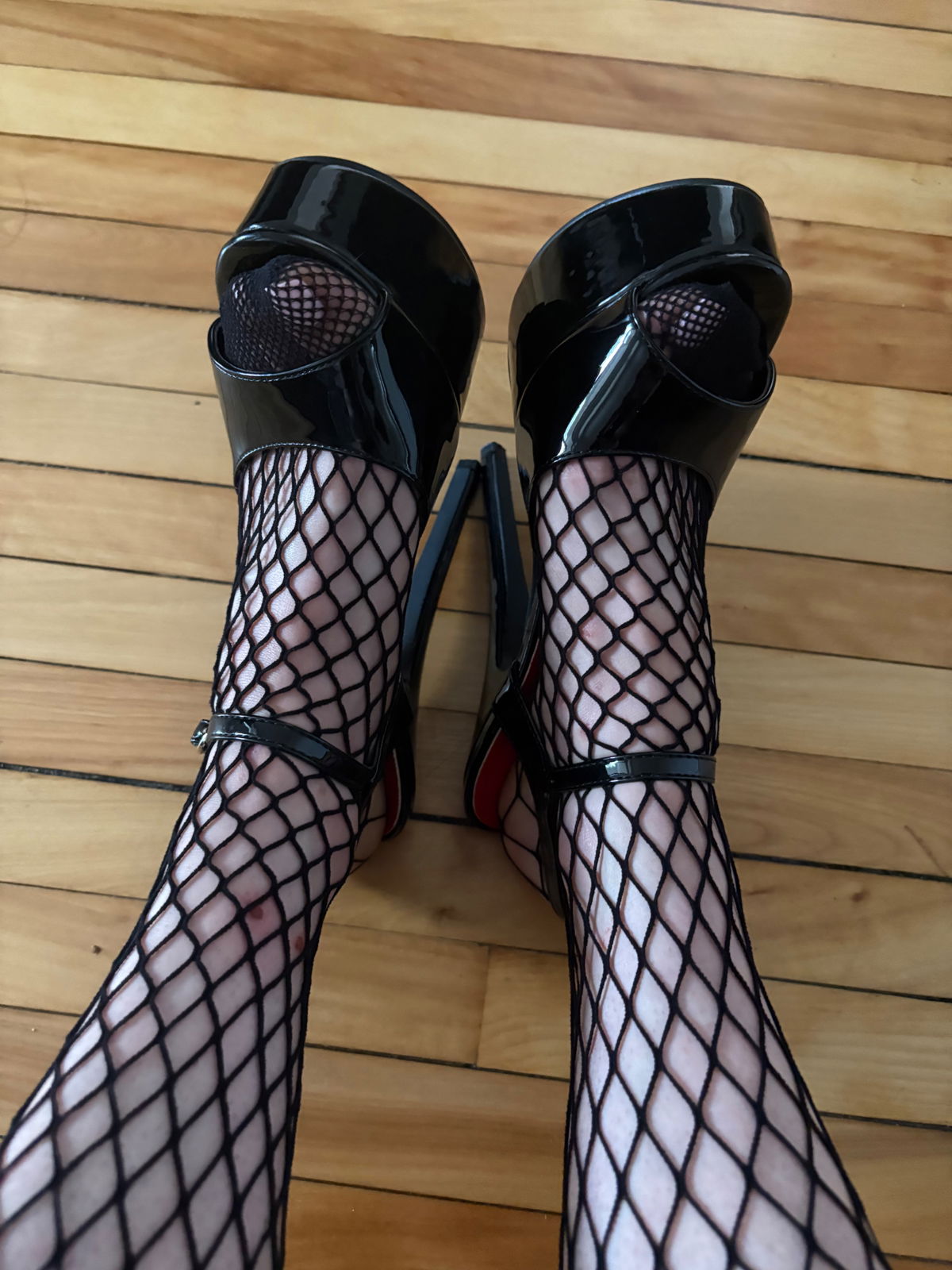 Mistress-Sara