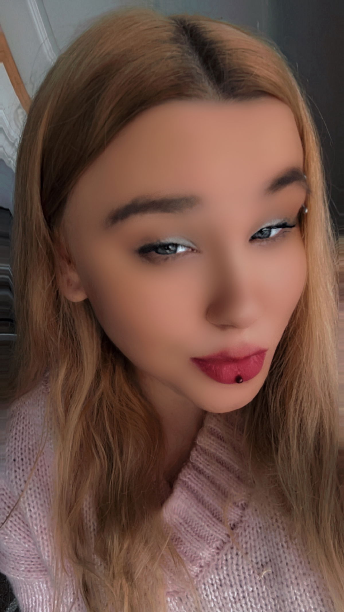 Blondasse24