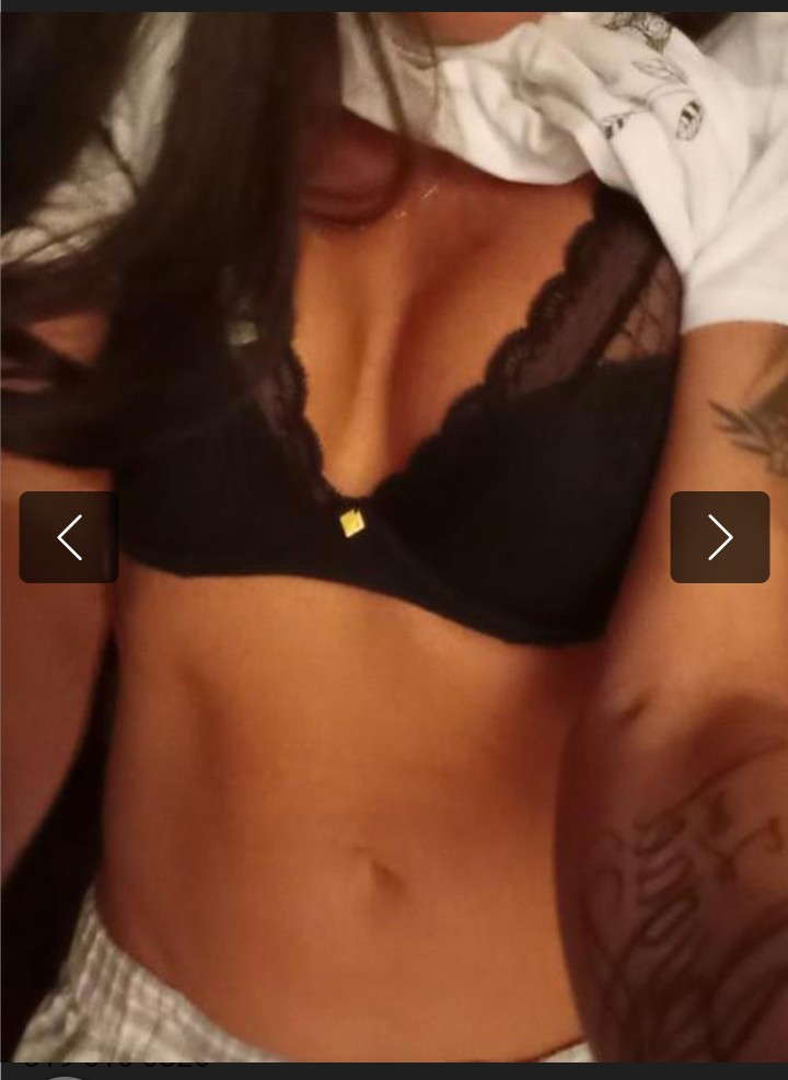 Petitesexy08