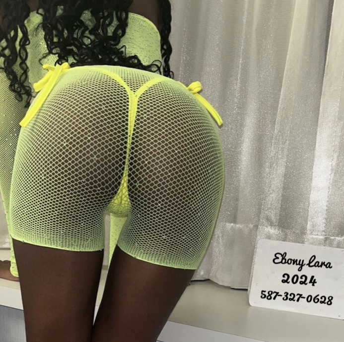 Ebonylara25