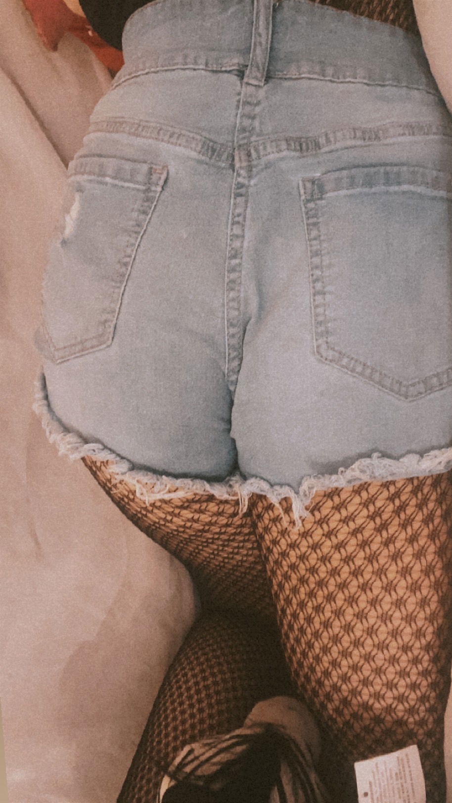 Laura77