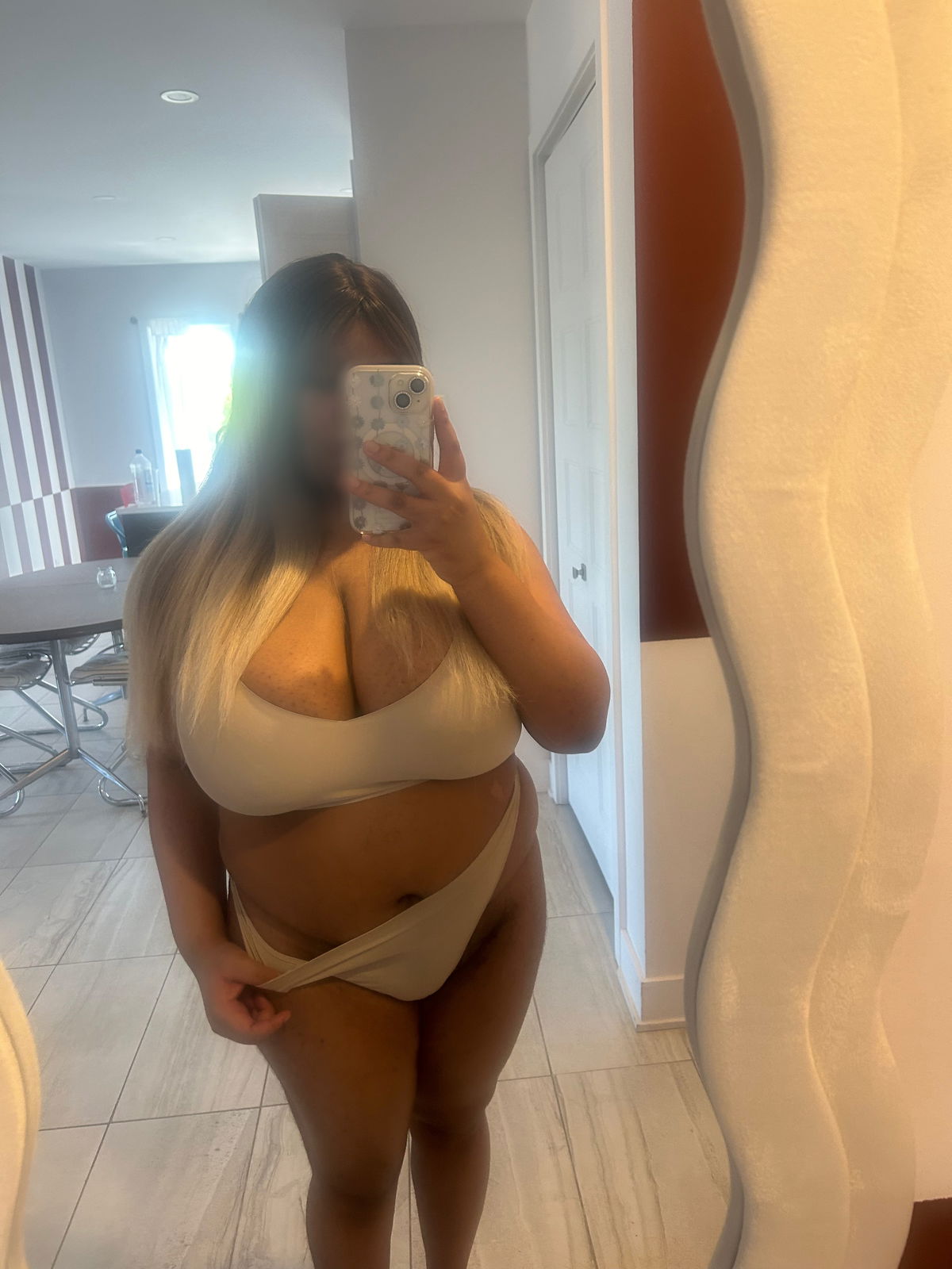 Bellaxoxo
